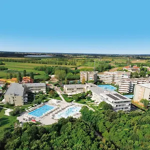 https://isaresidence-holiday-resort.hotelinveneto.com