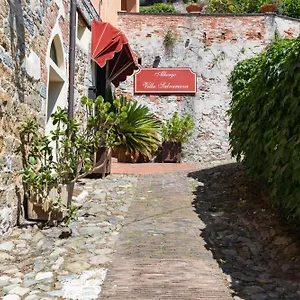 https://villa-salvarezza.hotelitalianriviera.com